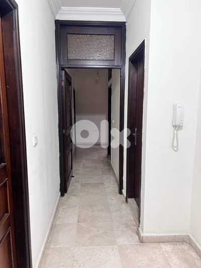Shared apartment/Room for rent in Furn el Chebbek Adlieh area