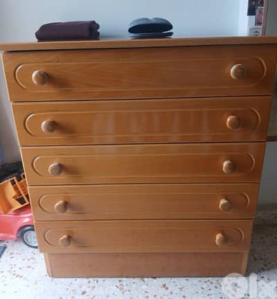 chiffonier , chiffonière