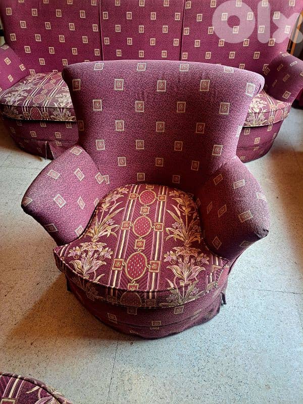 Vintage Chairs and Sofa كراسي وكناباية 1