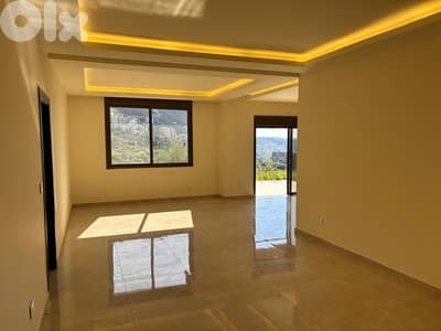 GMK106MH - Apartment For Sale In Sahel Alma - شقة للبيع في ساحل  علما