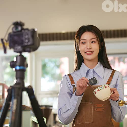 Godox MoveLink II M2 Compact 2-Person Wireless Microphone System 3