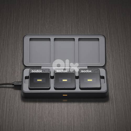 Godox MoveLink II M2 Compact 2-Person Wireless Microphone System 5