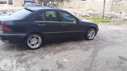 Mercedes-Benz C-Class 2002