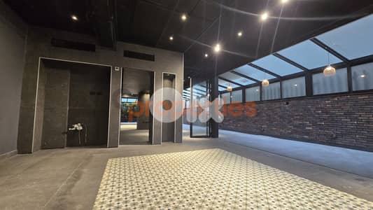 Shop For Rent In Badaro – CPJA50