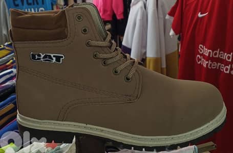 احلى عرض على بوطات شبابي نوعية مرتبة من نمرة 40 إلى 45