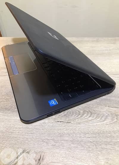 HP Compaq 15-s100
