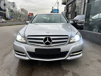 Mercedes-Benz C-Class 200 2012 Avantgarde