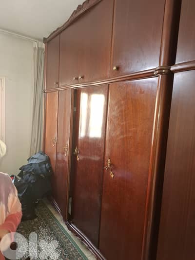 خزانة ٦ درف