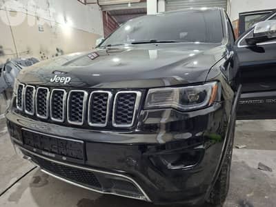 جيب شيروكى 2017