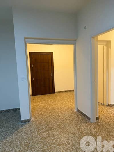 شقه ١٤٠ متر في الحمرا