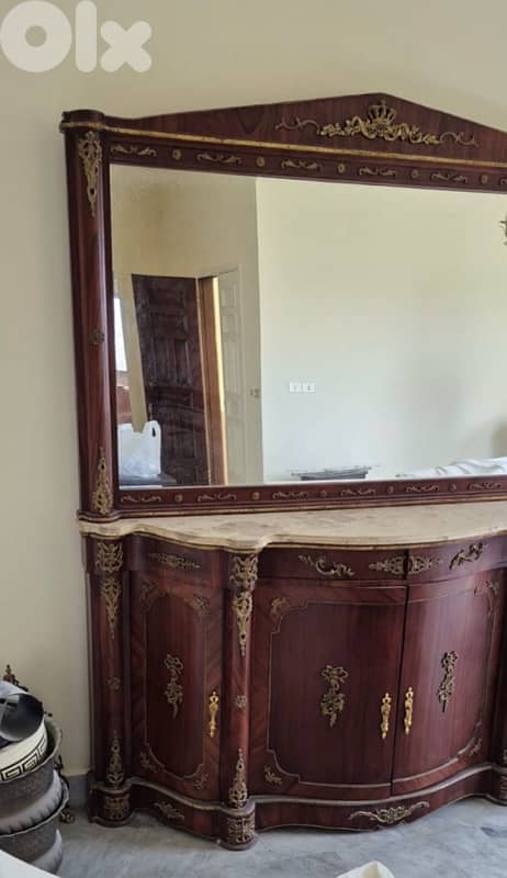 console with mirror 2