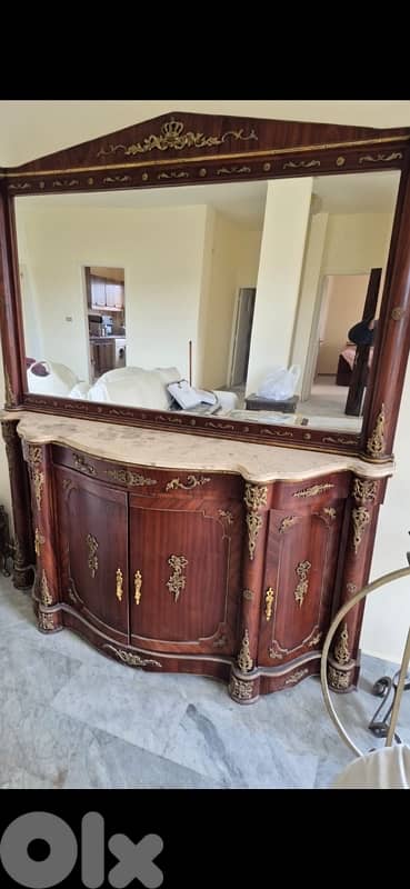 console with mirror 3