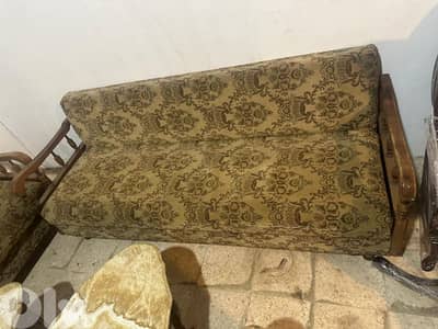 طقم صوفايات قديم بفتحوا صندوق وتخت