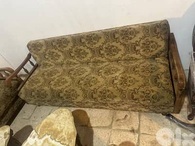 طقم صوفايات قديم بفتحوا صندوق وتخت