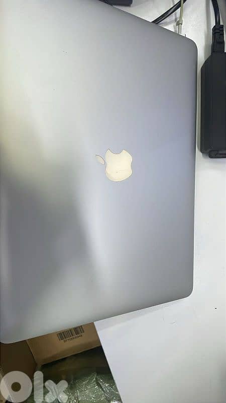 Macbook pro 15.4 inch 2