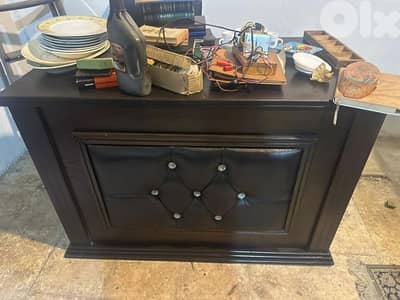 مكتب كتير مرتب ونظيف