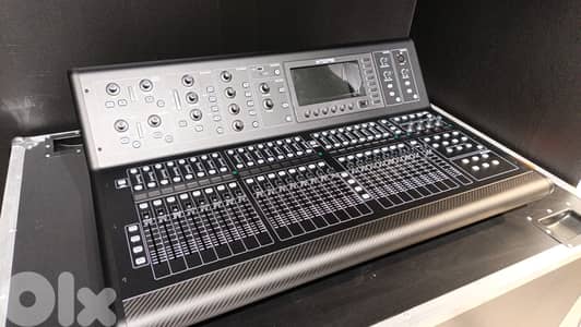 MIDAS M32 Digital Mixing Console – 40-Input Professional Live & Studio