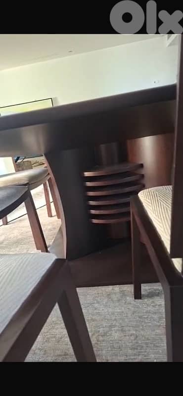 Dining table wood and glass like new 2