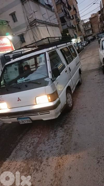 Mitsubishi Pickup 1989