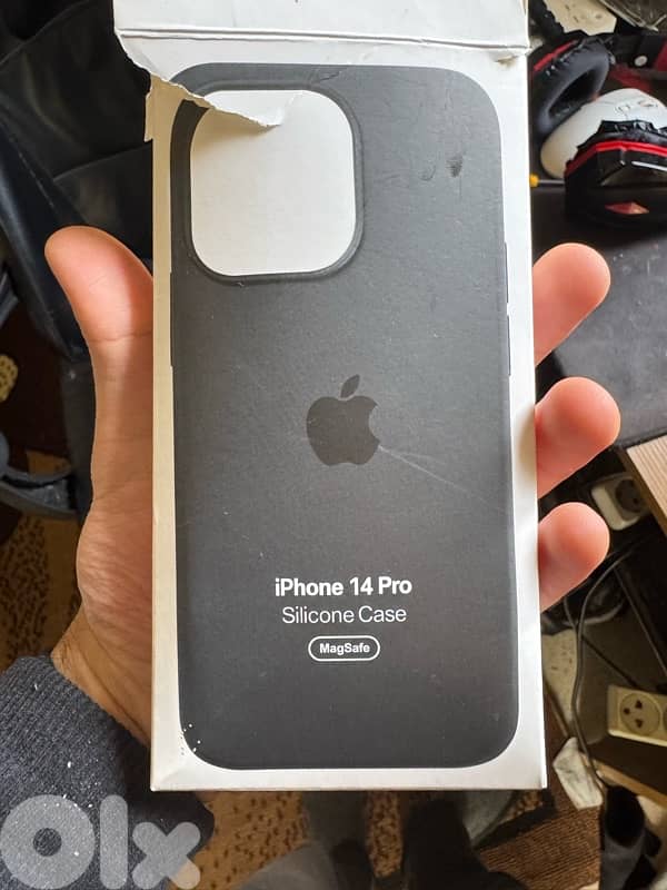 2 cover magsafe iphone 14 pro 10$ 2