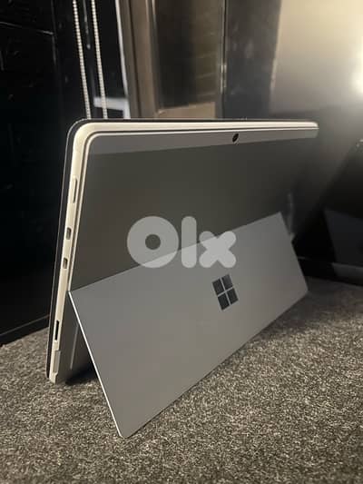 Microsoft surface pro 8