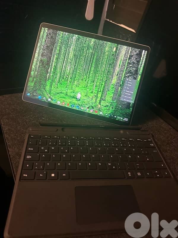 Microsoft surface pro 8 6