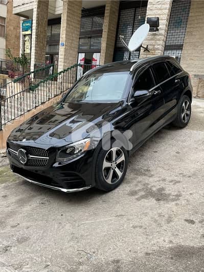 Mercedes-Benz GLC 300-Class 2017 Super clean