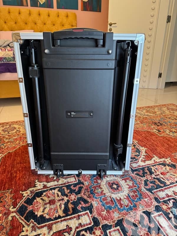 Portable Makeup Stand with lights 2