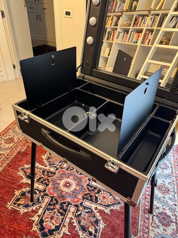 Portable Makeup Stand with lights 6