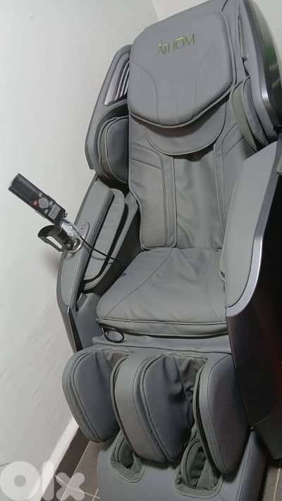 robot massage geant style /blue tooth/7 programs/made in turkey