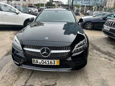 Mercedes-Benz   2019 C 300 4 Matic  very clean 60000 miles