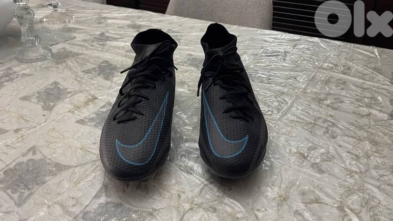 Nike football phantom GT size 44 2