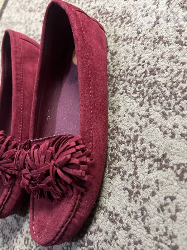 burgundy shoes 1