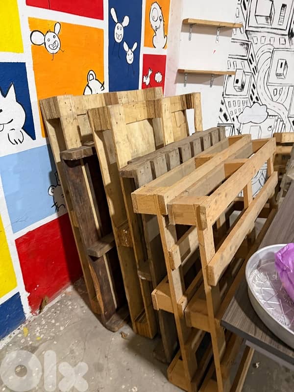 pallets 1