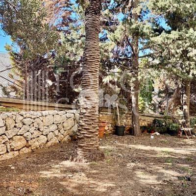 Charming Ground Floor with Private Garden