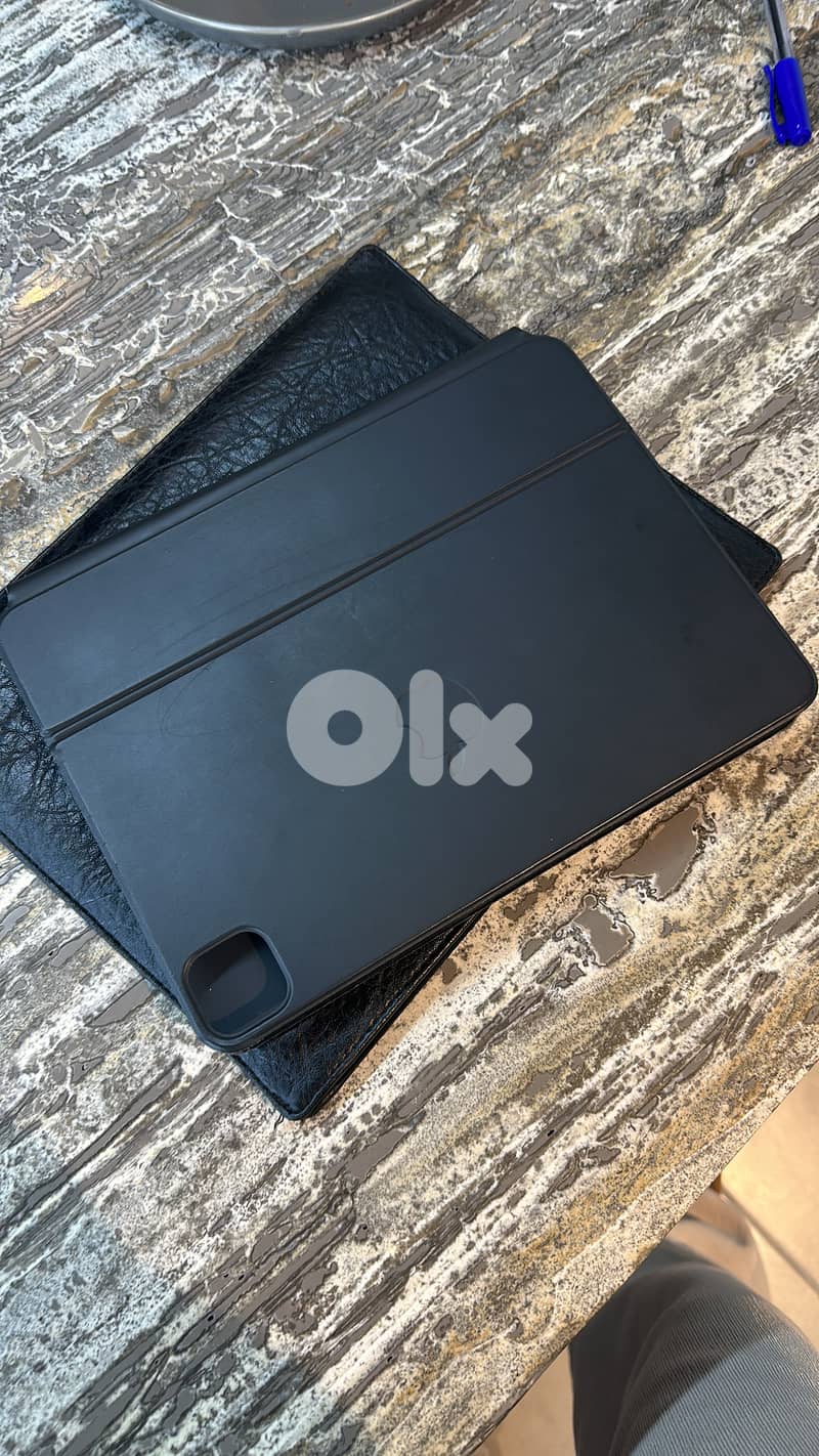 IPAD PRO M1 3rd generation 256gb + apple keyboard and apple pencil 3