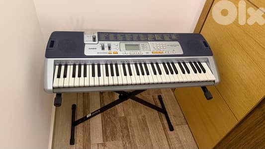 Casio LK-110 Keyboard (Piano)
