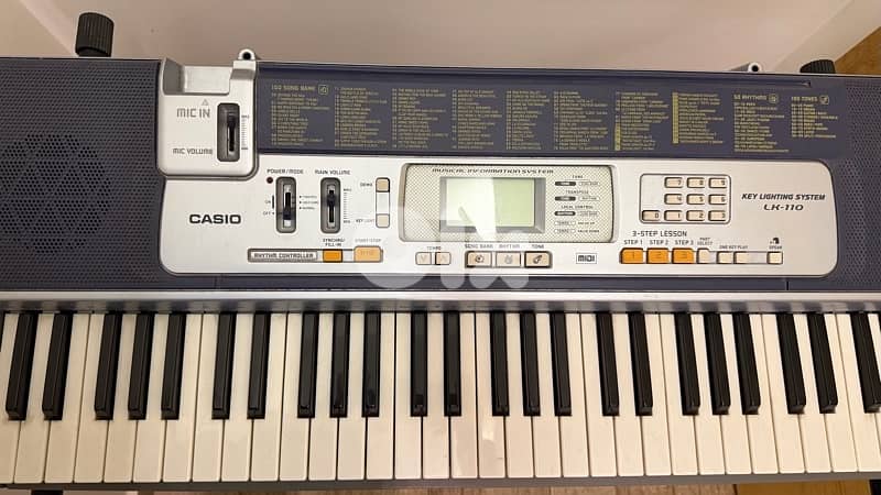 Casio LK-110 Keyboard (Piano) 2
