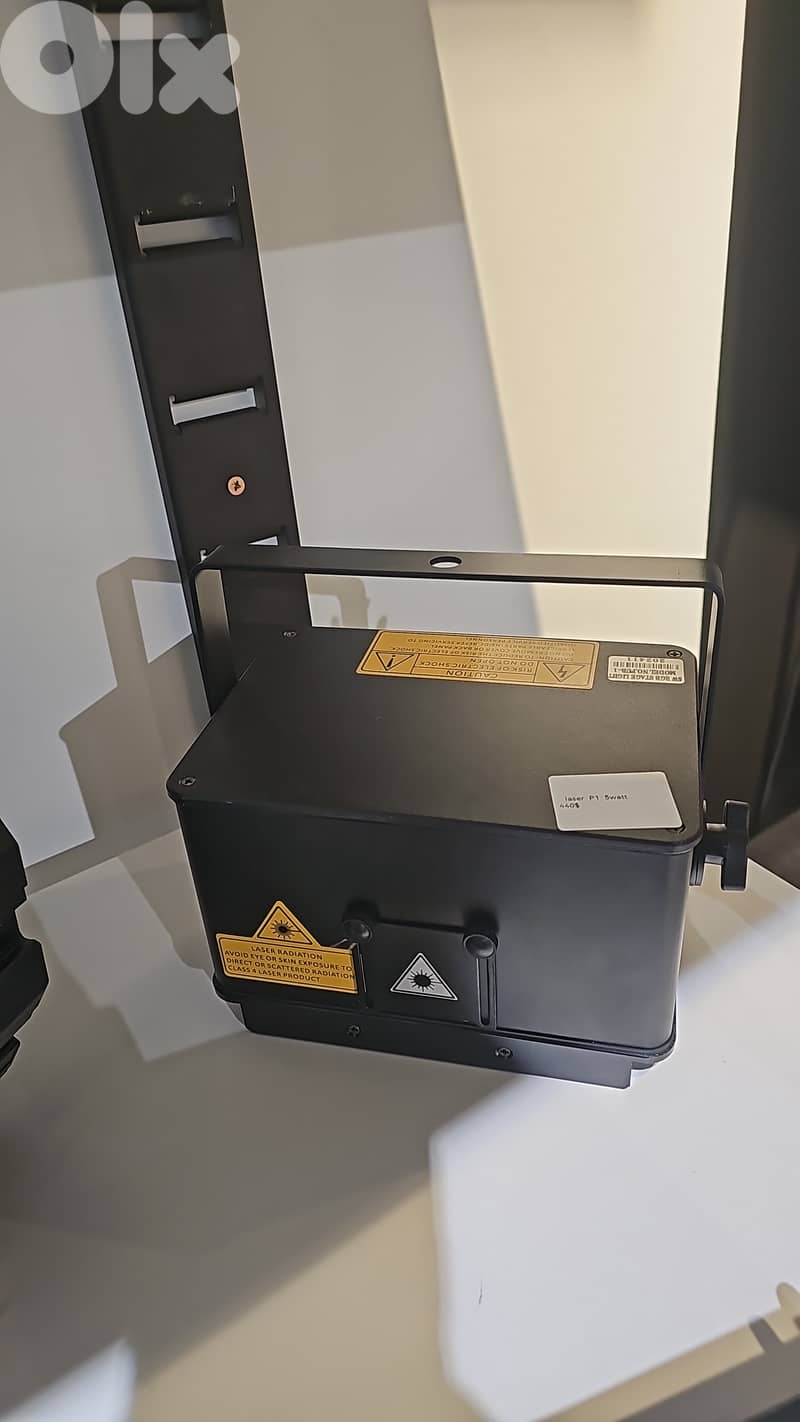 proffesionel stage equipments speakers/lightings/coneffti/co2/screen 4