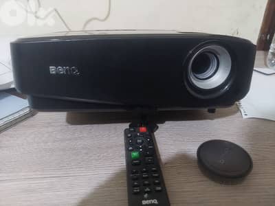 BenQ MW523 بروجيكتر