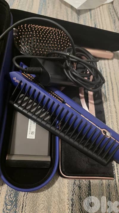 Dyson wireless Hair Straightener - Limited Edition
