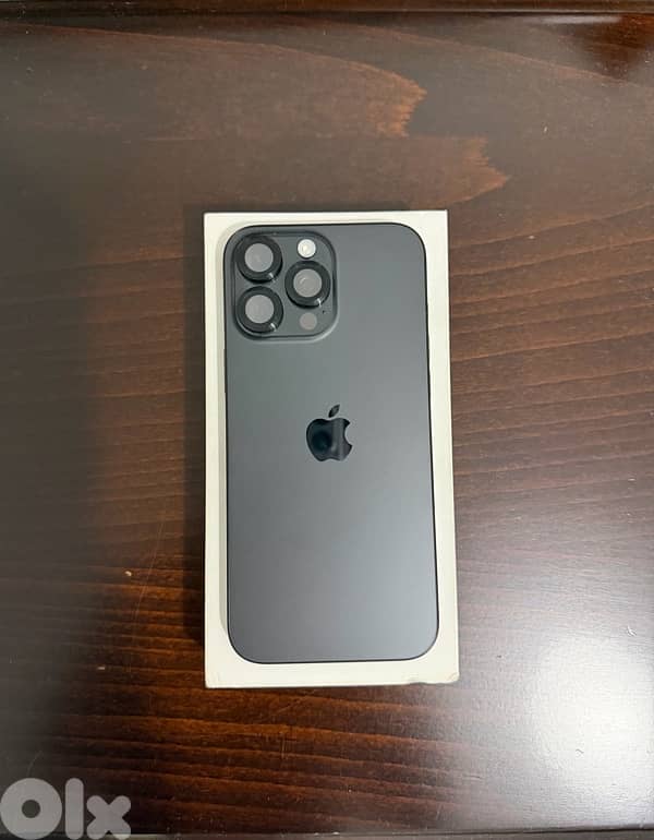 iPhone 16 Pro Max 256GB - Black 1