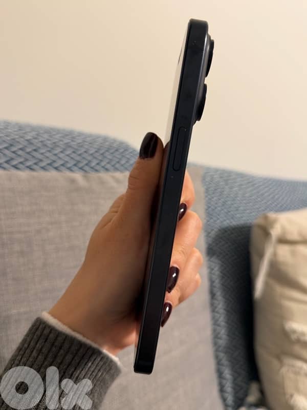 15 Pro Max Iphone 256 Gb- Excellent Condition 4