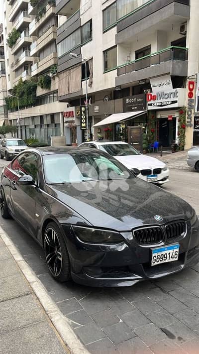 BMW 3-Series 2009