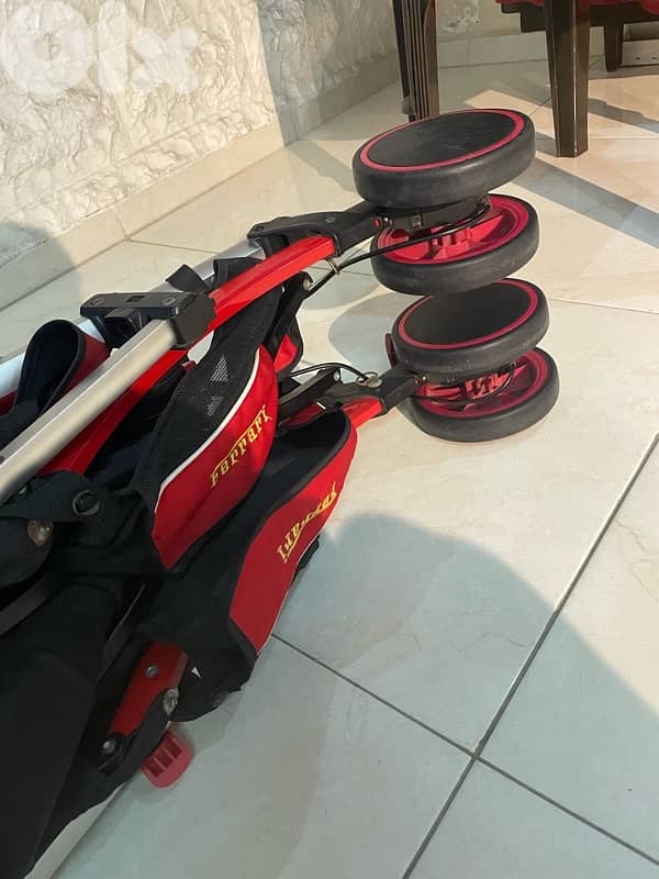 Original Ferrari stroller 9