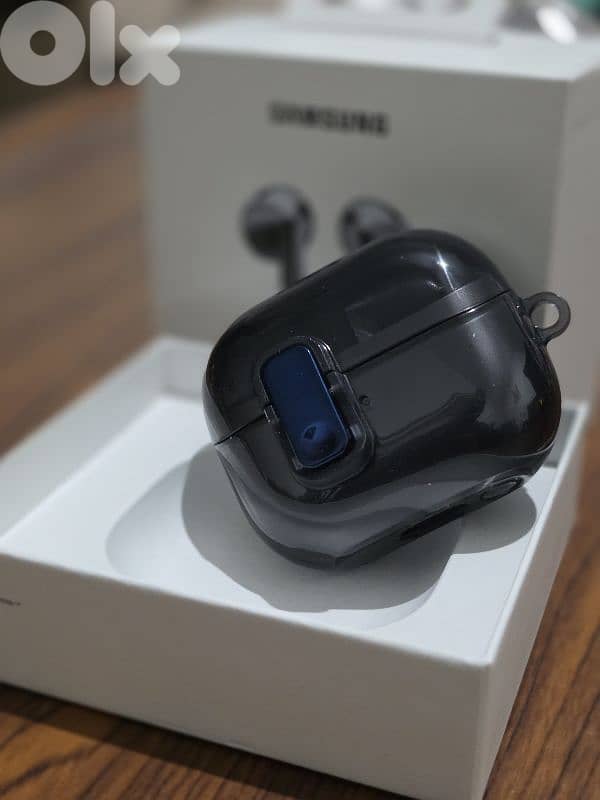 Samsung Buds 3 4