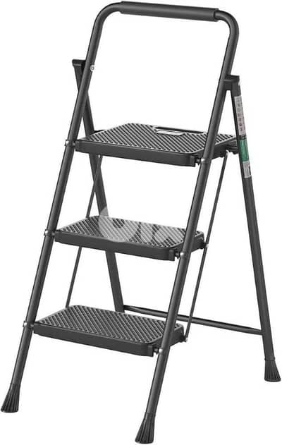 سلم ومكنة حفر للزراعة عل بنزين