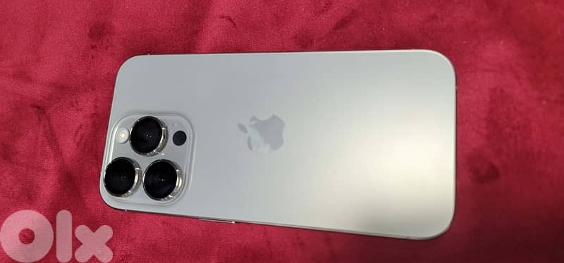 iPhone 15 Pro 256gb never repaired 1