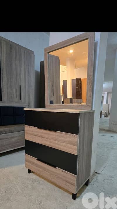 شفنيرة مع مرايا تفصيل جديد