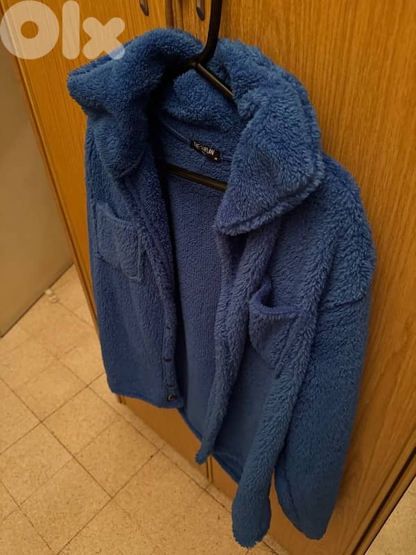 fur trendy coat size small light blue 2